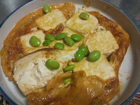 豆腐と卵と枝豆のおつまみ焼き